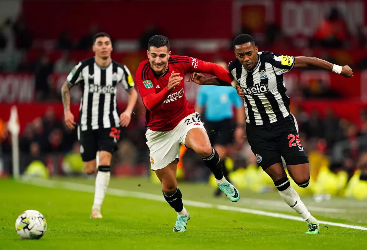 Manchester United's Diogo Dalot