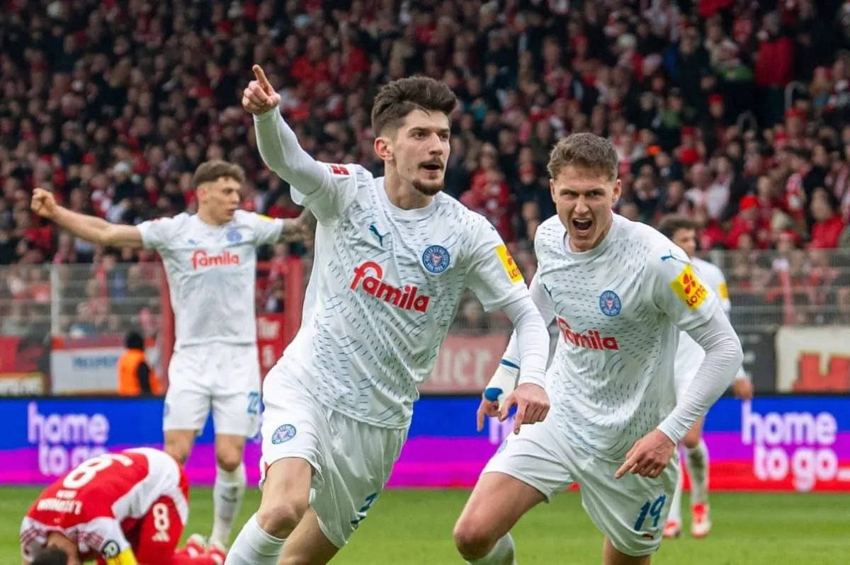 Holstein Kiel vs St Pauli prediction, odds & betting tips 12/04/2025