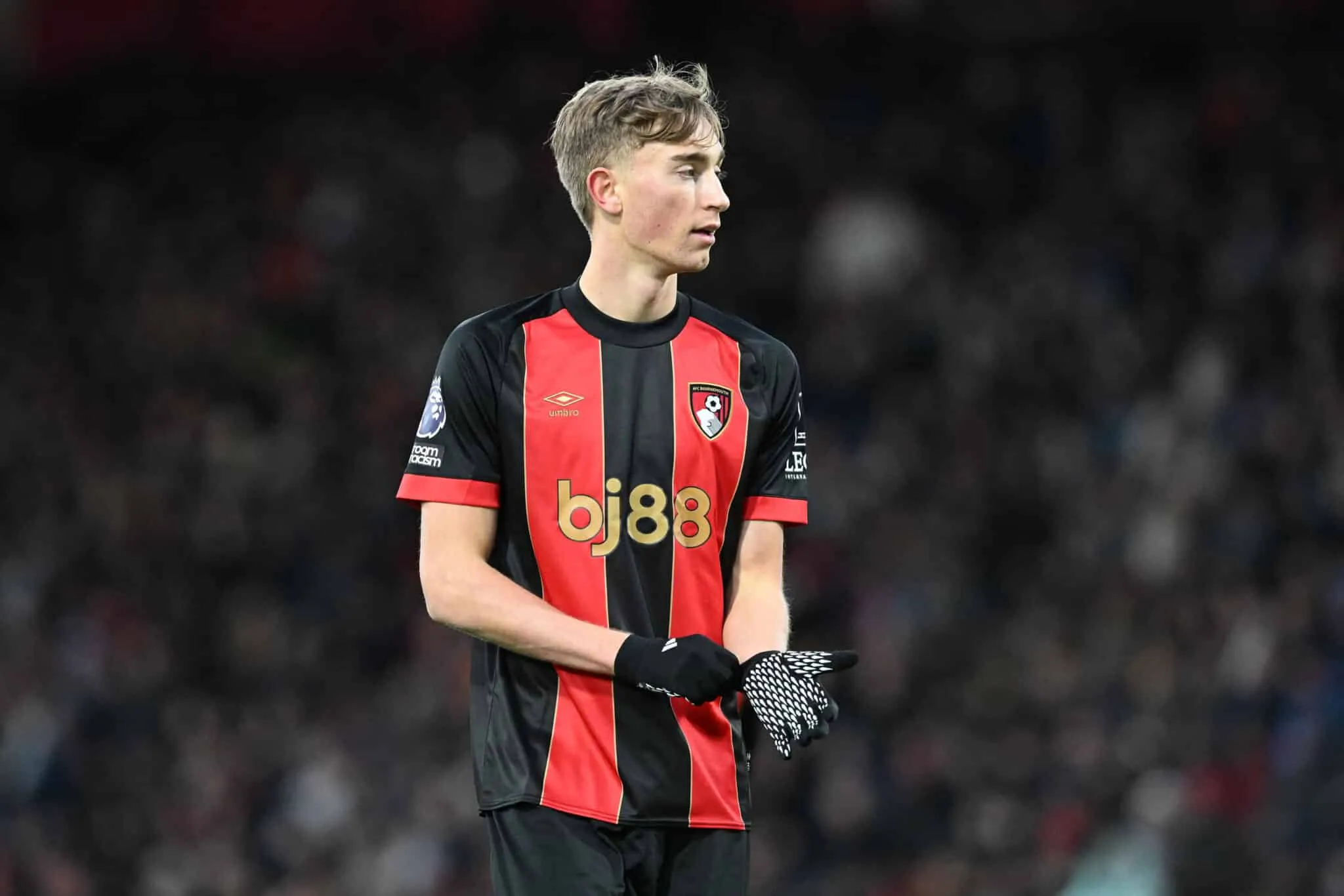 Huijsen transfer tussle sees Man Utd go head-to-head with rivals? Whisper+ verdict