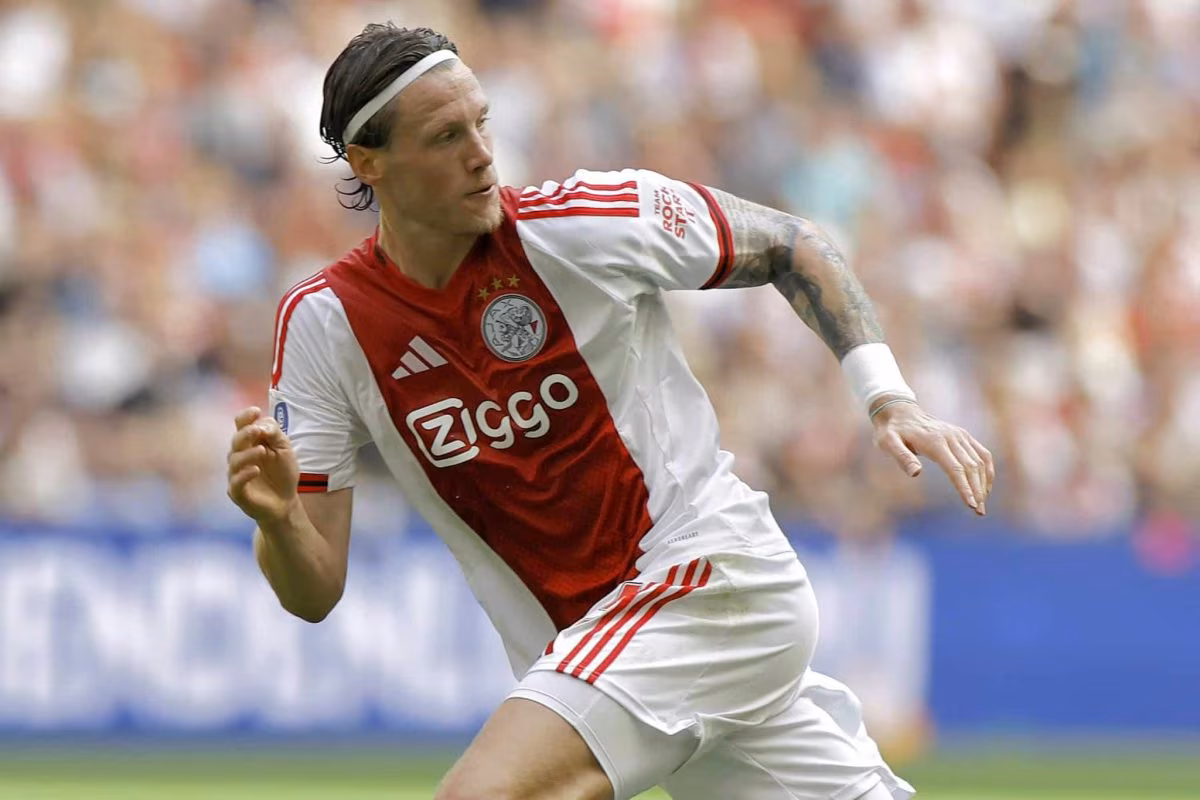 Wout Weghorst player to watch