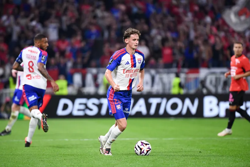 Tyler Morton, Olympique Lyonnais