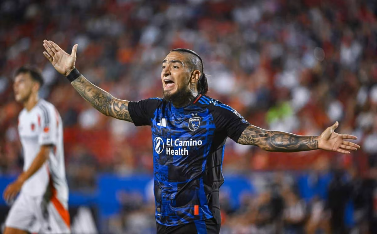 Cristian Arango player to watch