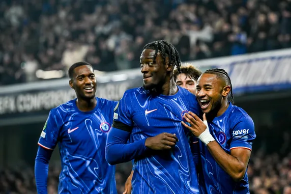 Chelsea transfer news today: Blues &lsquo;in talks&rsquo; with Crystal Palace over centre back switch