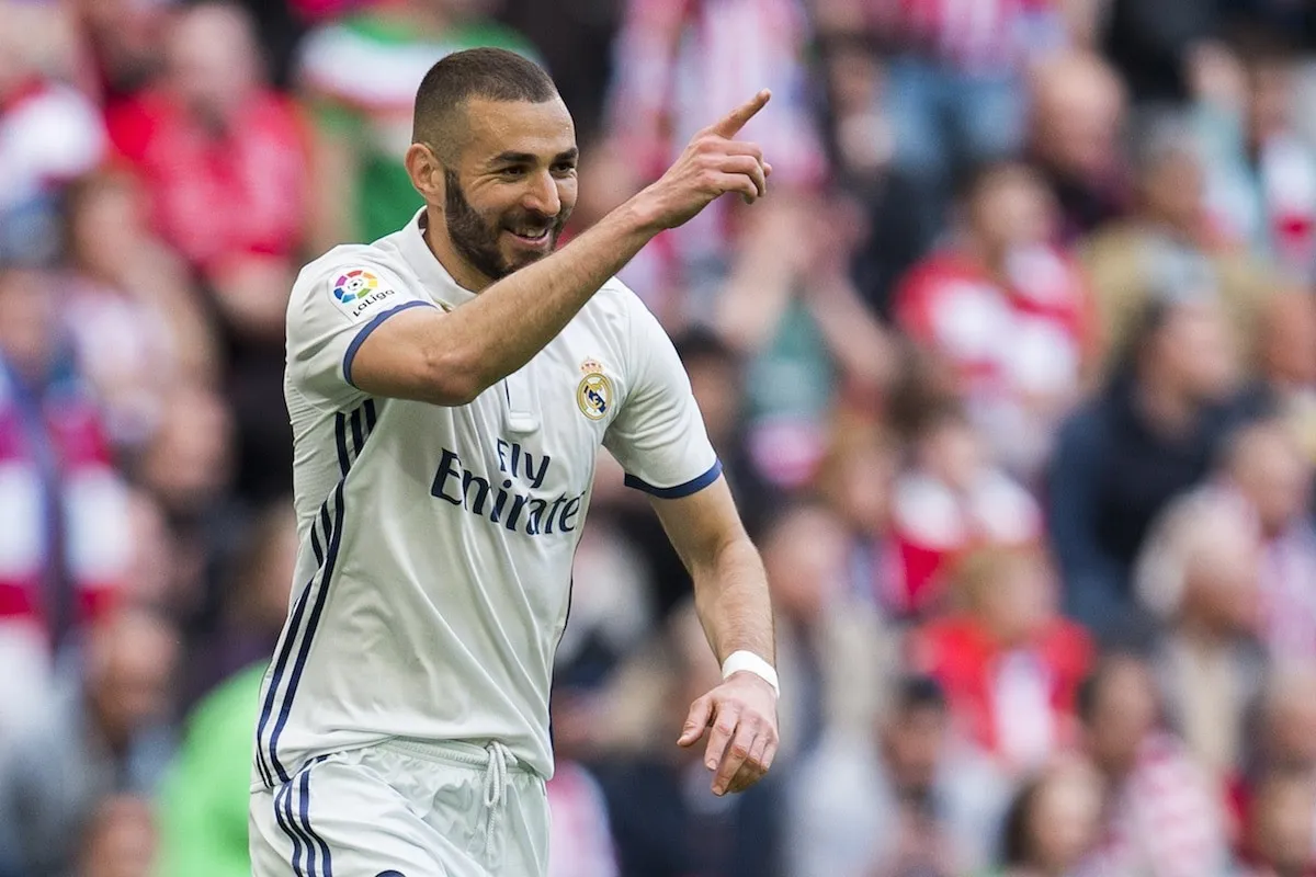 Karim Benzema of Real Madrid celebrates after scoring goal during the La Liga match between Athletic Club Bilbao