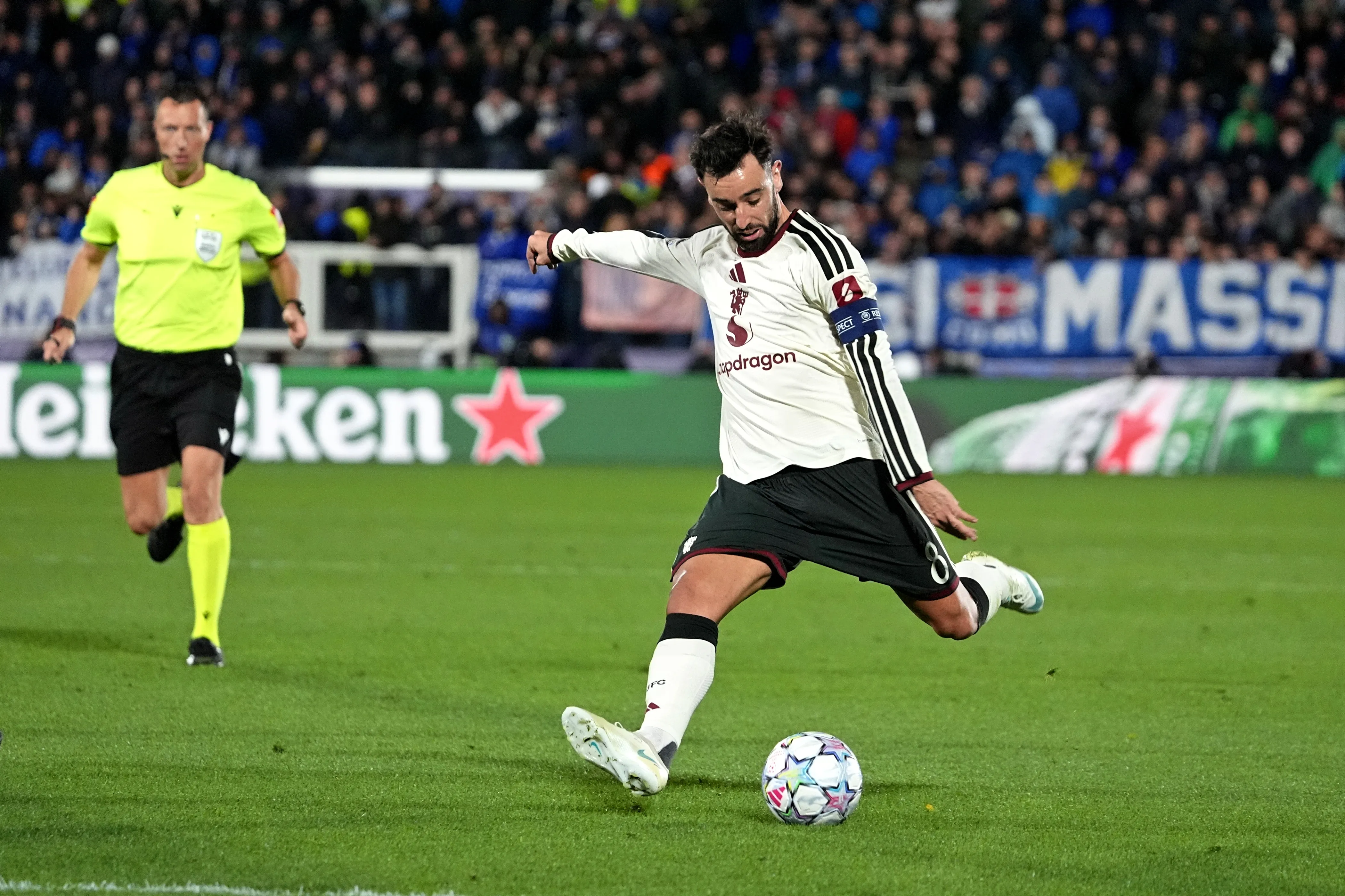 Chelsea vs Man United: Bruno Fernandes odds offer serious value at 10/3