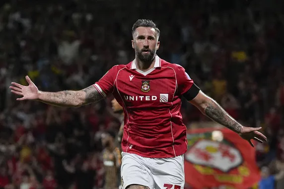Wrexham vs QPR prediction, odds & betting tips 13/09/2025