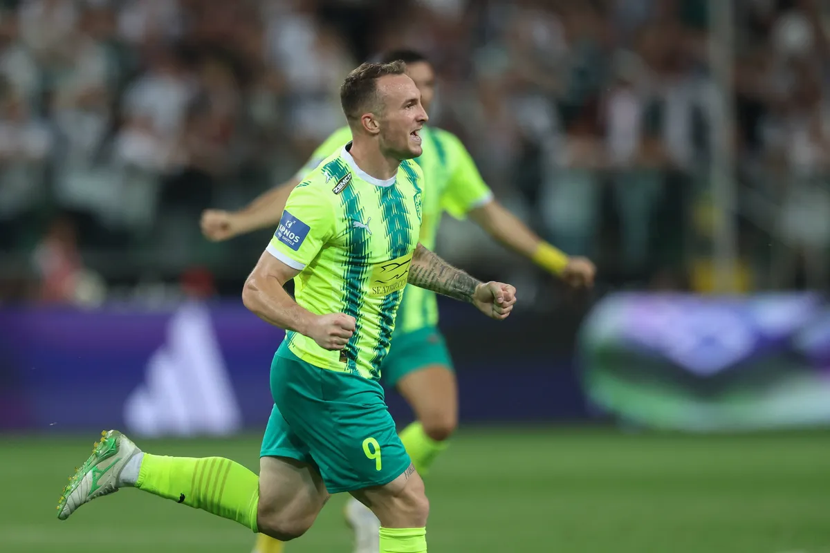 AEK Larnaca vs Aberdeen