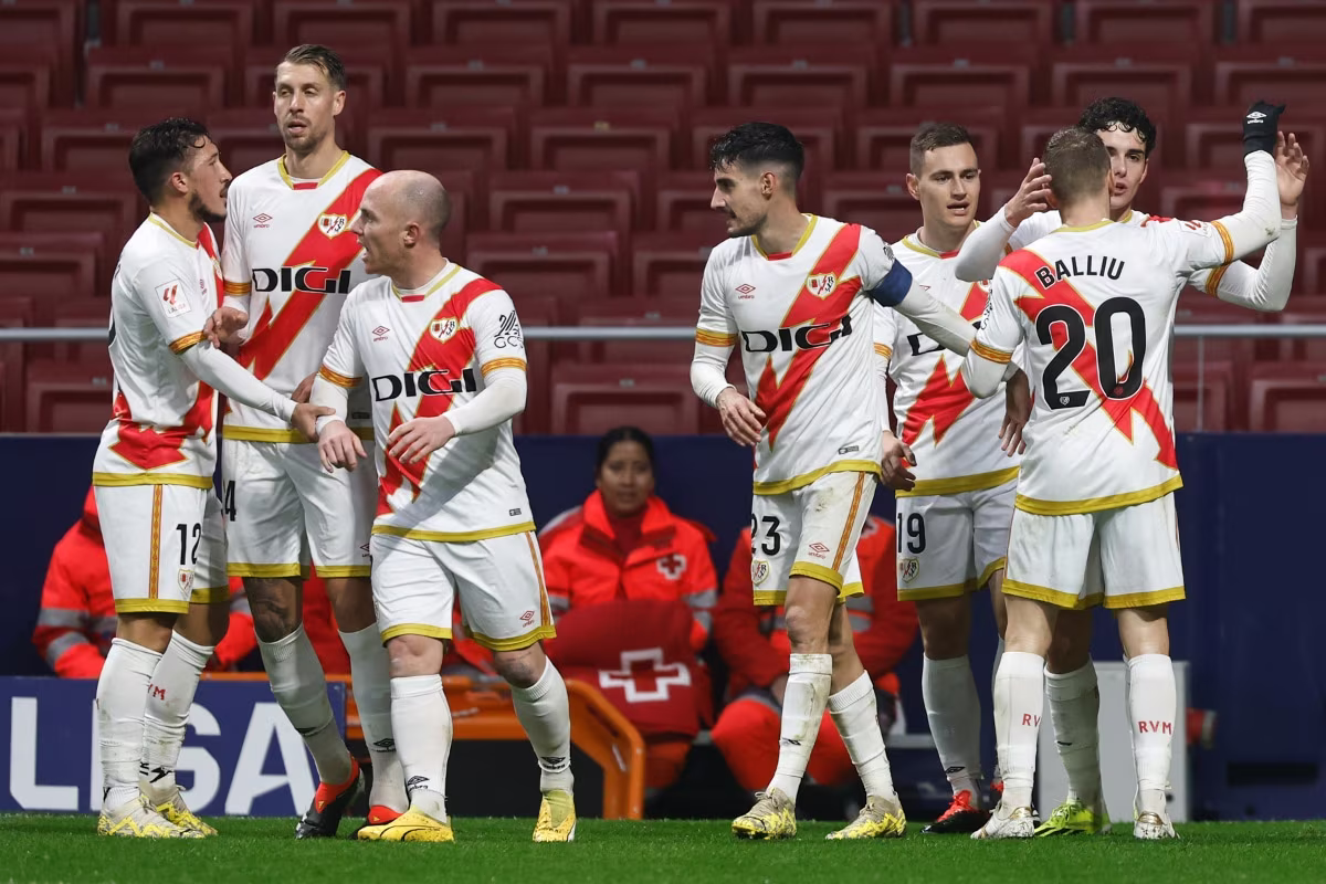 Rayo players