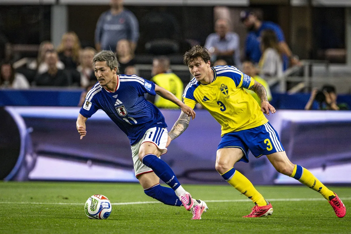 Ipswich Town transfer news: Japan and Celtic hero &lsquo;agrees&rsquo; Premier League move